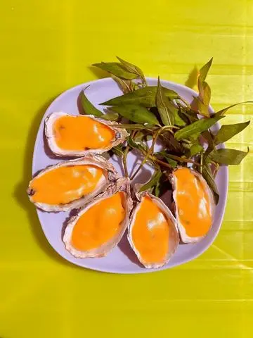 Hình ảnh Hàu nướng phô mai trứng muối