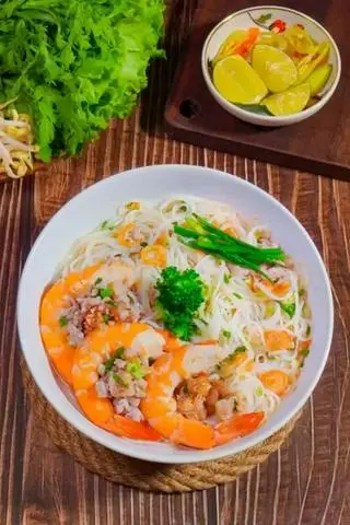 Hình ảnh hủ tiếu tôm thịt bằm