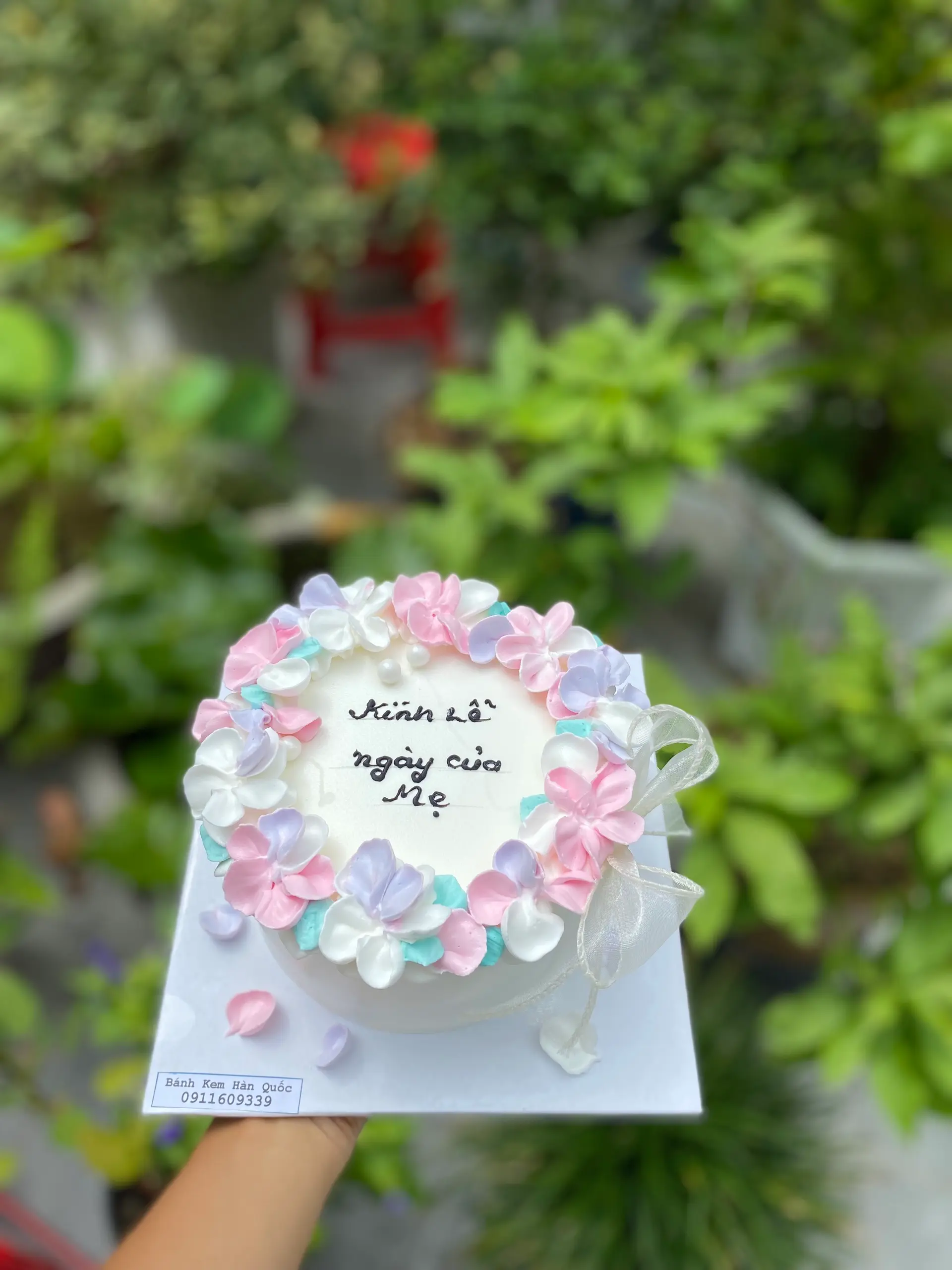 Hình ảnh bánh kem hoa Hồng , tím  13cm 159k
