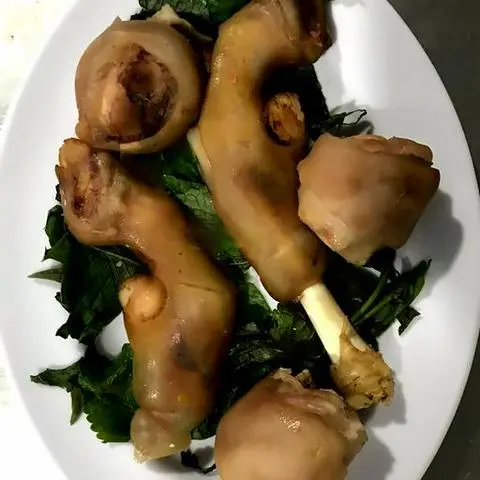 Hình ảnh Thêm dựng