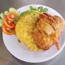 Hình ảnh Cơm chiên ức (má đùi) gà lớn