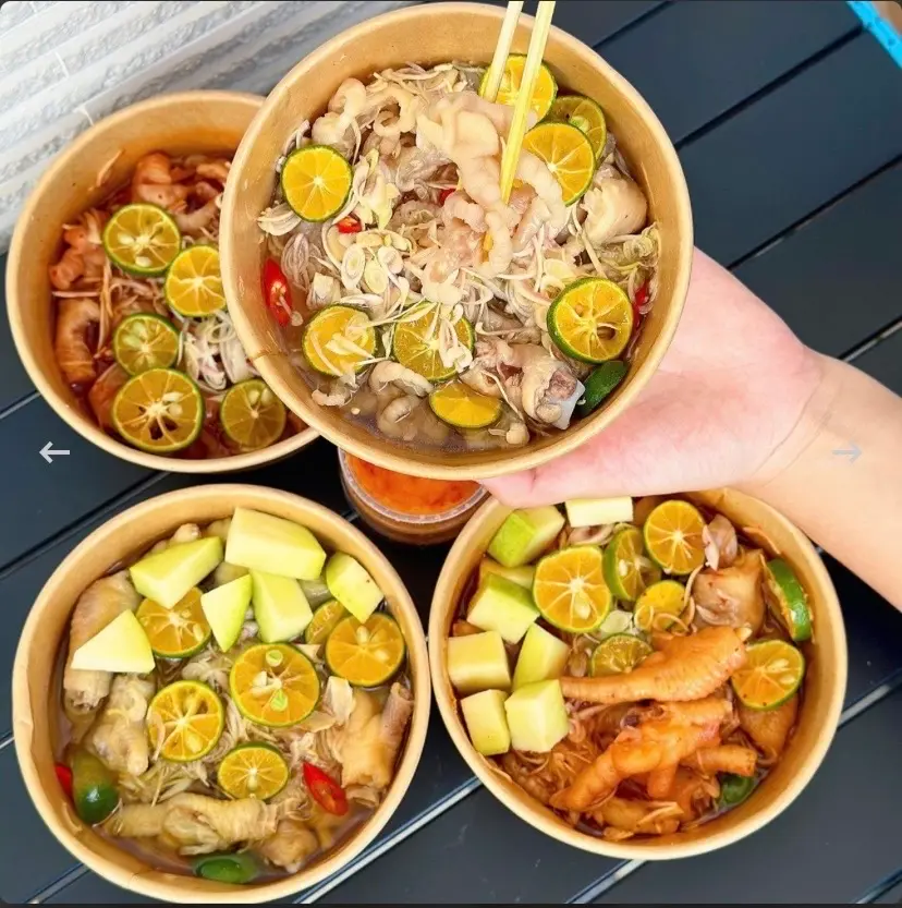 Hình ảnh Combo1 : Mua 1 chân gà sả tắc (size lớn) tặng nước ngọt 