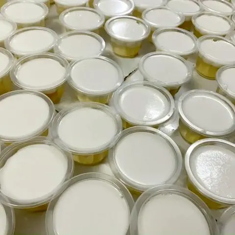 Hình ảnh Combo 10 rau câu dẻo cốt dừa nhân flan thơm ngon (tặng 01)