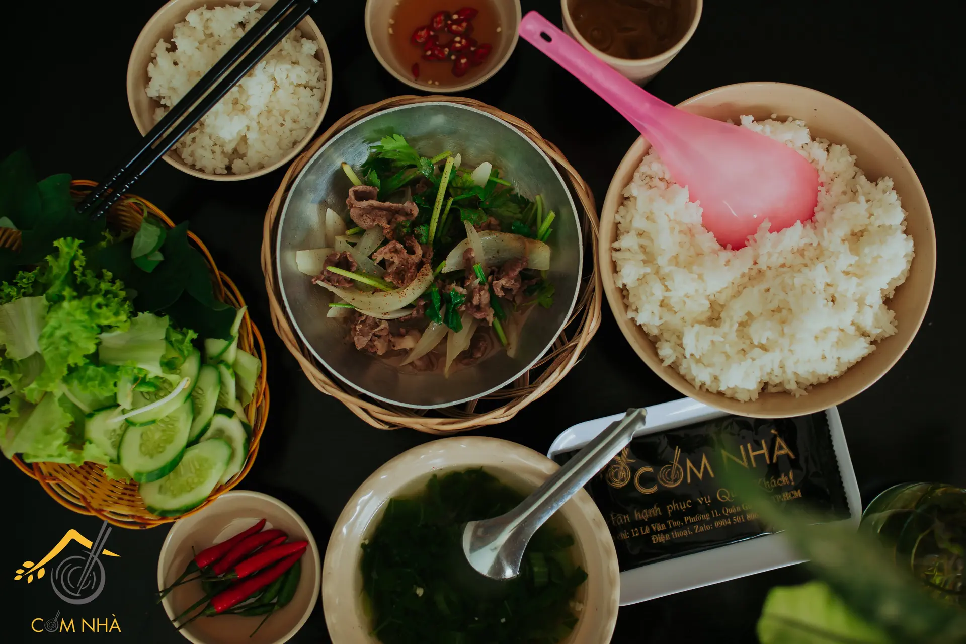 Hình ảnh Cơm Bò Xào Hành Cần