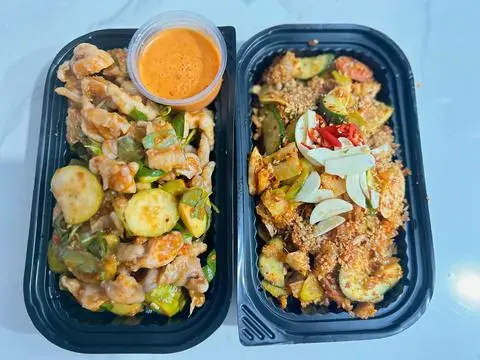 Hình ảnh Combo Chân gà sốt thái + Tré trộn (2 người)