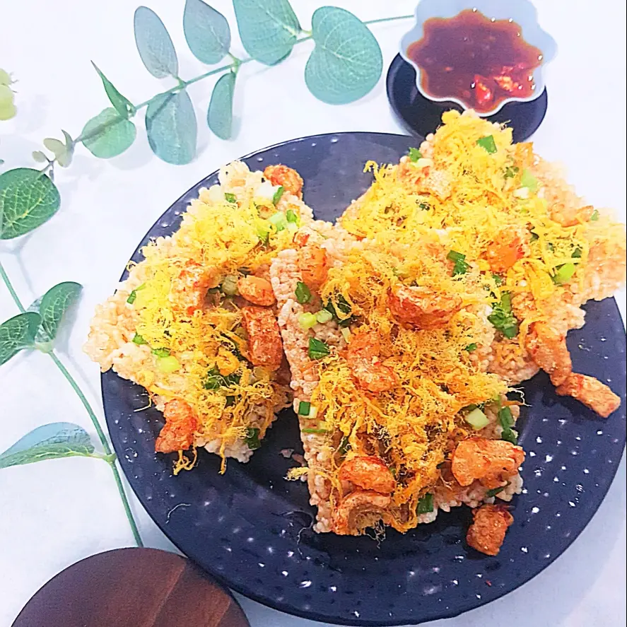 Hình ảnh Cơm Cháy Chà Bông Heo