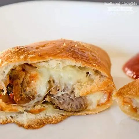 Hình ảnh Meatball Calzone