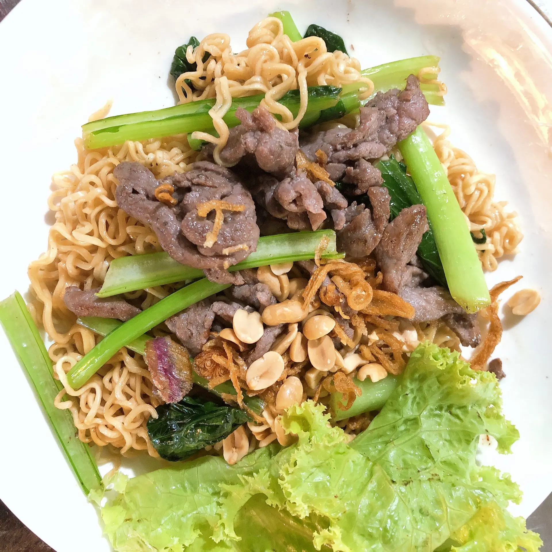Hình ảnh Mì Xào Bò + Trứng