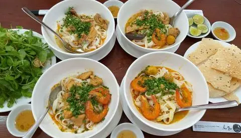 Hình ảnh Mì quảng tôm - thịt