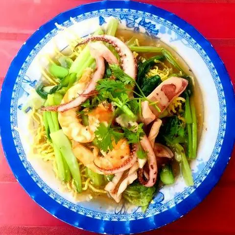 Hình ảnh Mì xào giòn hải sản