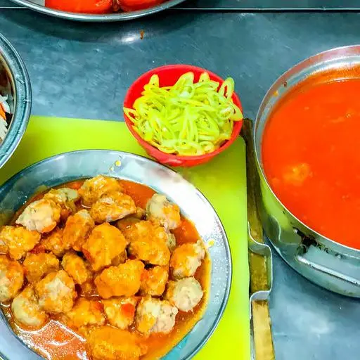 Hình ảnh Bánh mì xíu mại