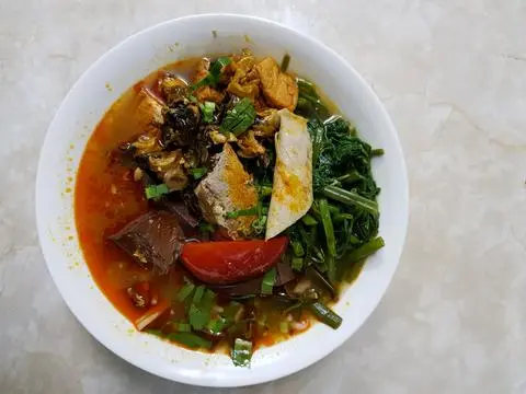 Hình ảnh Canh Bún Cua, chả, ốc
