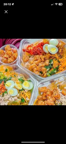 Hình ảnh Bánh Tráng Trộn - Tóp Mỡ - 2 Cút
