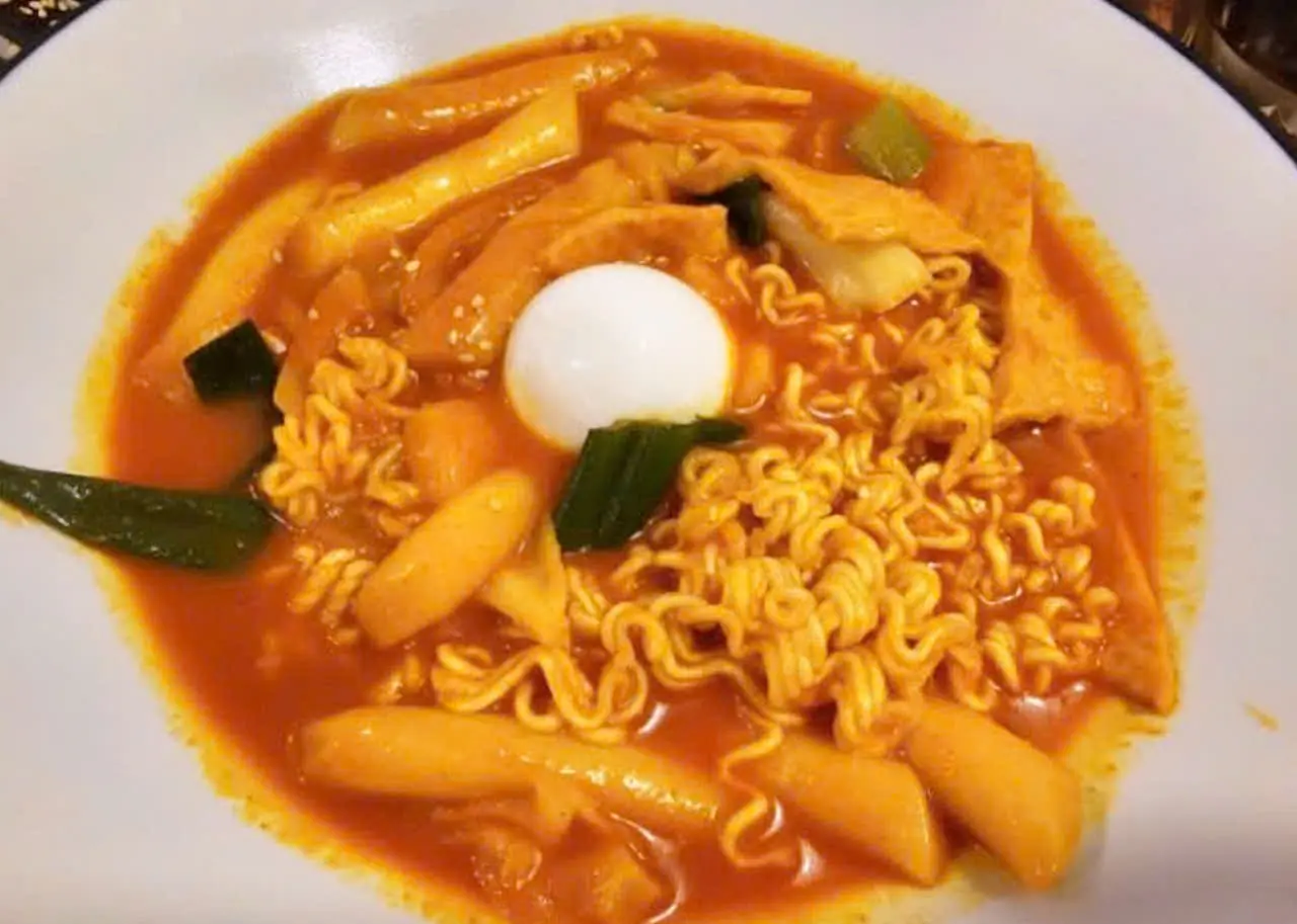 Hình ảnh Mì pokki(라볶이)