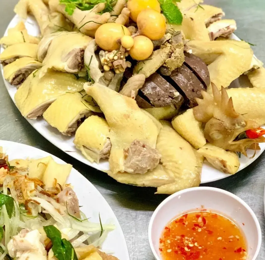 Hình ảnh 3 Phần Cháo + Gỏi + Gà Ta Nguyên Con + 4 phần bún miến (tự chọn )