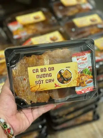 Hình ảnh Cá bò da nướng sốt cay 