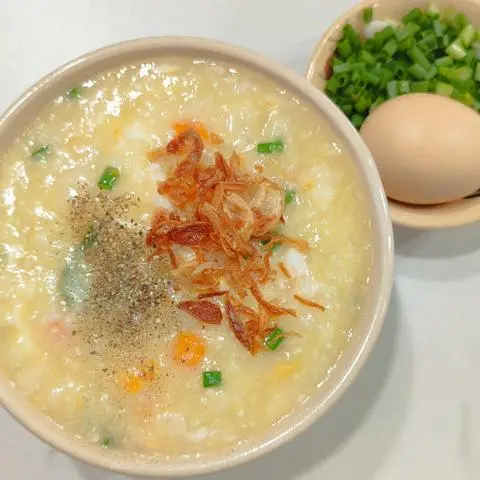 Hình ảnh Cháo trứng gà ta khuấy 