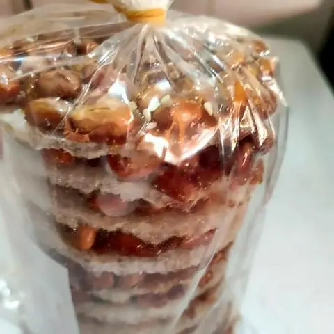 Hình ảnh Kẹo đậu phộng cây tròn