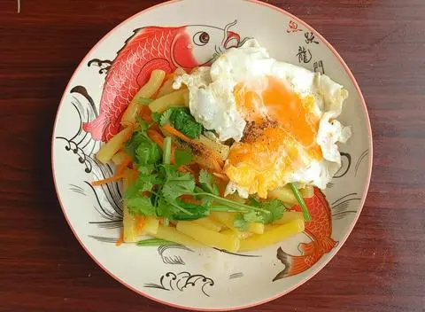 Hình ảnh Nui Xào Trứng 