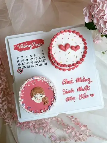 Hình ảnh Set 2 bánh 11cm tim và cô gái