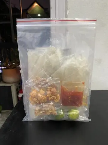Hình ảnh Bánh Tráng Top Mỡ Nguyên Sét
