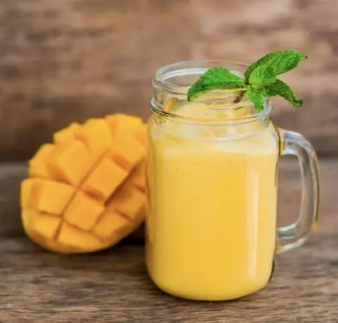 Hình ảnh Sinh tố xoài mix mãng cầu
