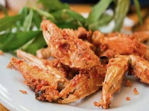 Hình ảnh Càng ghẹ rang muối 
