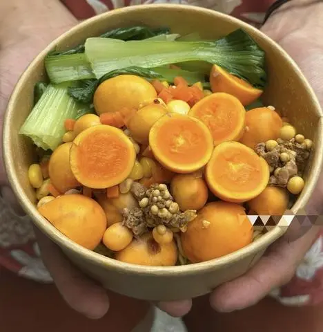 Hình ảnh Mì Trộn Trứng Gà Non