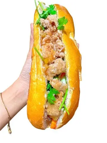 Hình ảnh Bánh Mì Xíu Mại Đặc Biệt (2 Viên To Ú Ụ)