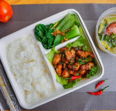 Hình ảnh Cơm ba rọi kho tiêu