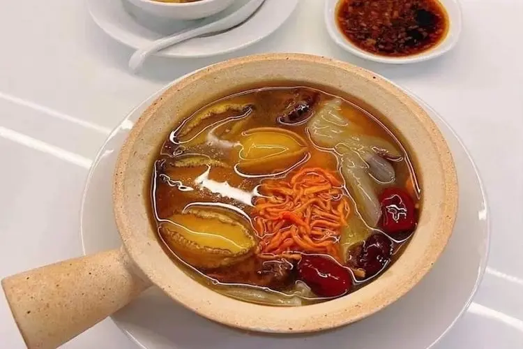 Hình ảnh Súp bào ngư VP