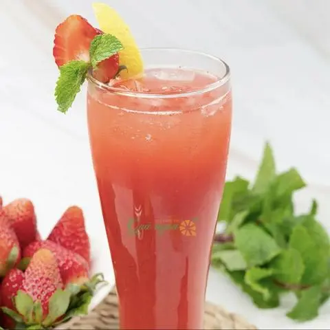 Hình ảnh Nước Ép Dâu Thơm