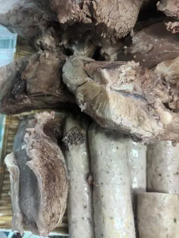 Hình ảnh Chén Thịt Thêm