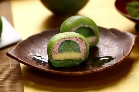 Hình ảnh Bánh tuyết thiên sứ vị Trà Xanh - Đậu đỏ