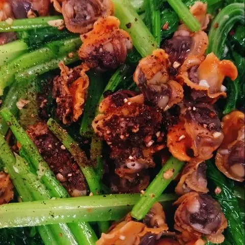 Hình ảnh Mì gói xào sò lông