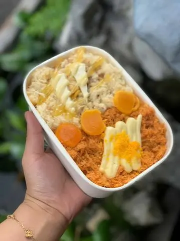 Hình ảnh Bông Lan Trứng Muối size To nhiều Chà Bông