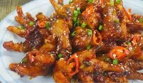 Hình ảnh Chân gà rút xương chiên mắm