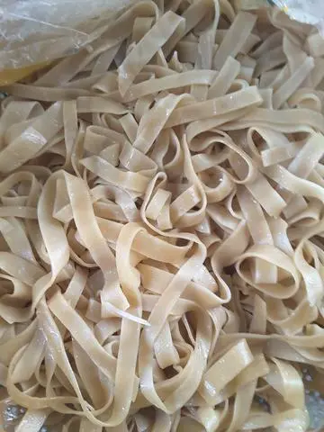 Hình ảnh Bánh Thêm (bánh đa cua)