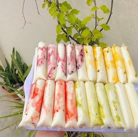 Hình ảnh COMBO 15 BỊCH SỮA CHUA TÚI MIX VỊ NGẪU NHIÊN (TẶNG 1 TÚI)