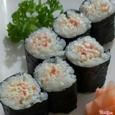 Hình ảnh Sushi cuộn thanh cua