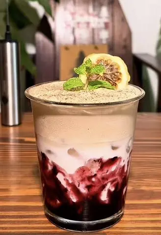 Hình ảnh Latte cà phê việt quất