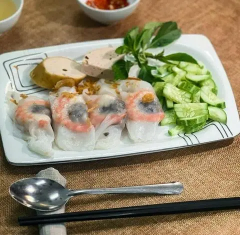 Hình ảnh Bánh cuốn tôm thịt + Chả