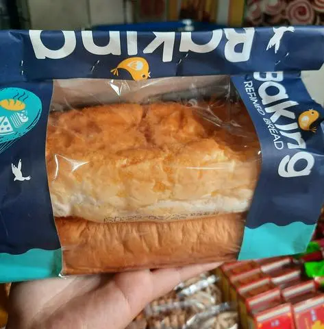 Hình ảnh Bánh Mì Hoa Cúc Nho Dừa