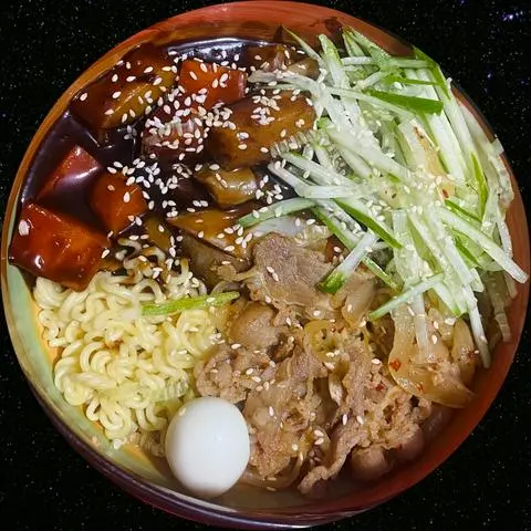 Hình ảnh Mỳ Tương Đen Thịt Bò