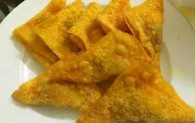 Hình ảnh Hoành thánh lá (5 miếng)