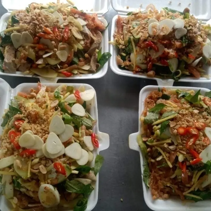 Hình ảnh Tré Trộn Thập Cẩm ( tặng 1 Bịch Phồng Tôm )