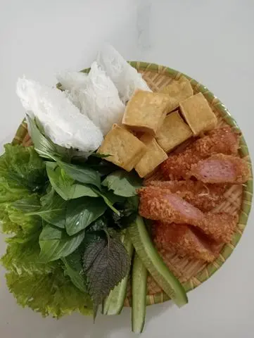 Hình ảnh Bún đậu nem chua
