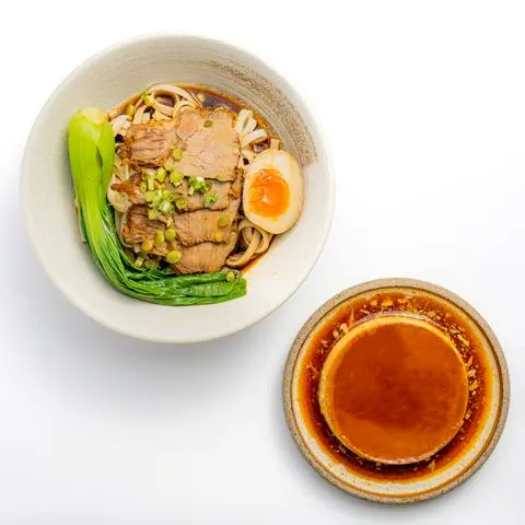 Hình ảnh Mì Bò + Bánh Flan