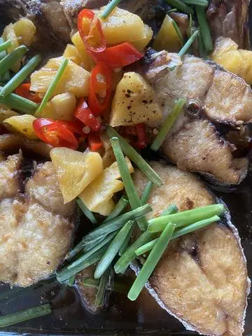 Hình ảnh Cá thu kho thơm 