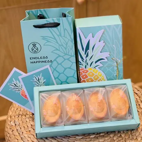 Hình ảnh Hộp 8 bánh tart ( hộp xanh)